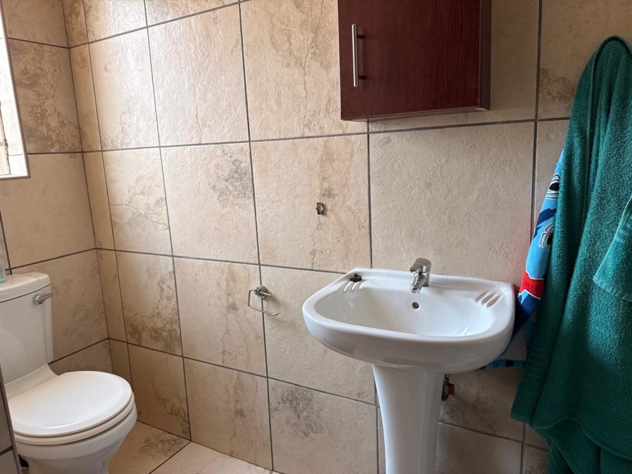 3 Bedroom Property for Sale in Waterkloof East North West